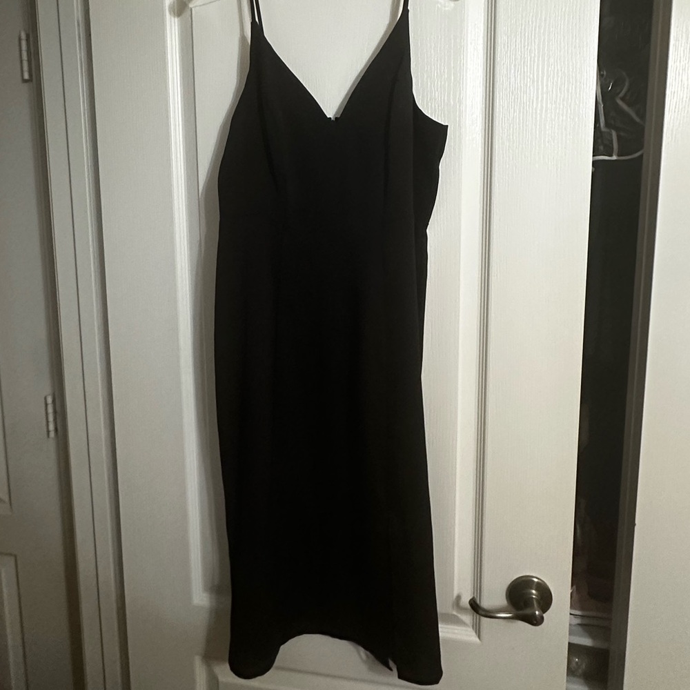 Express Elegant Black Midi Dress